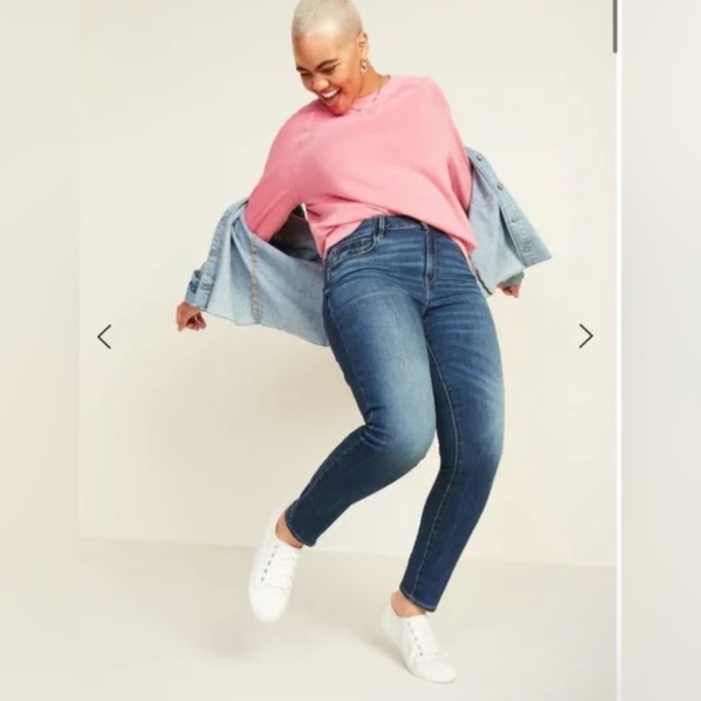 NWT Old Navy Mid-Rise Pop Icon Skinny Jeans for Women / Medium Blue / Size 20